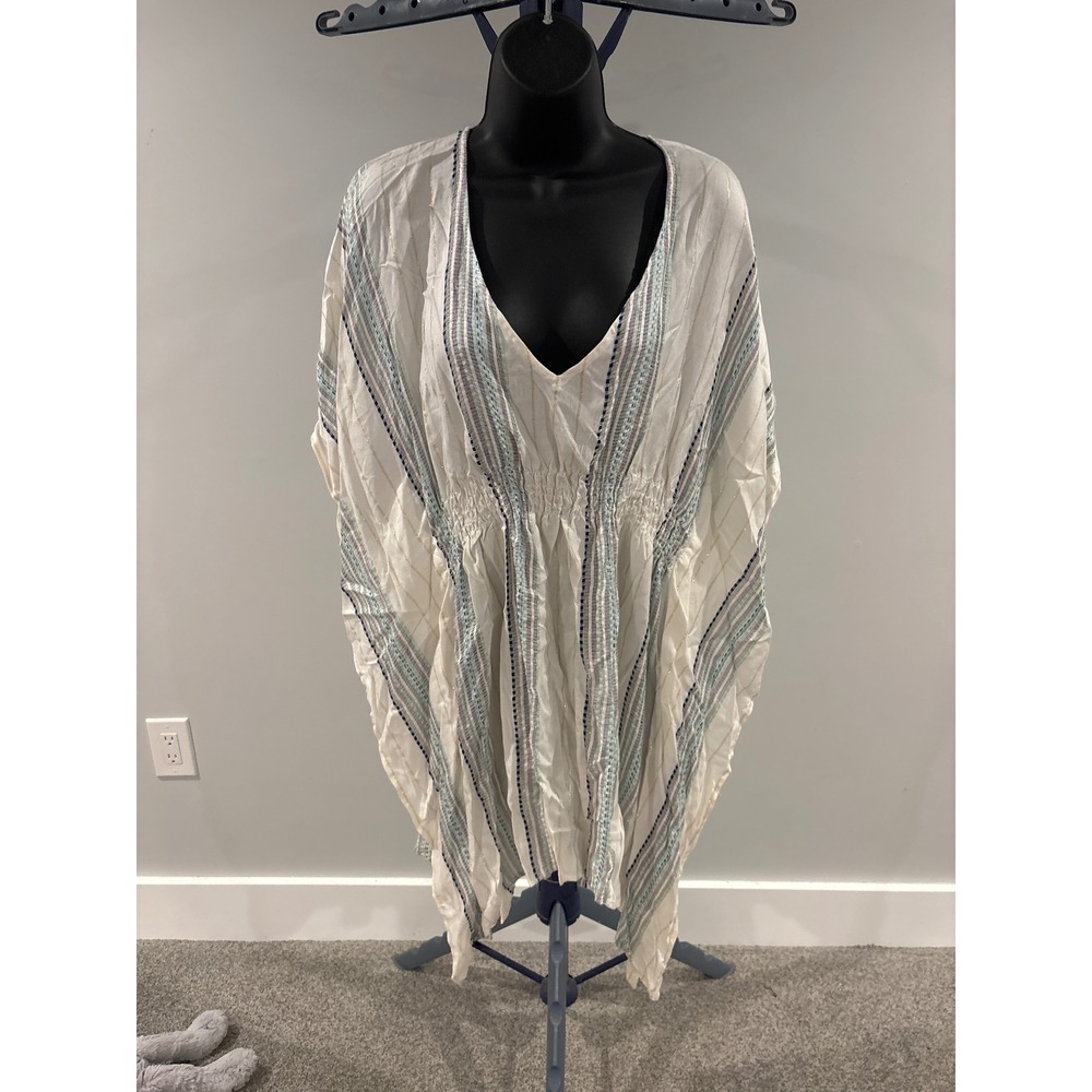 Shiraleah Lexi coverup size m/L new with tags